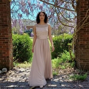 Jessica Howard Formal Gown/Dress - Size 16